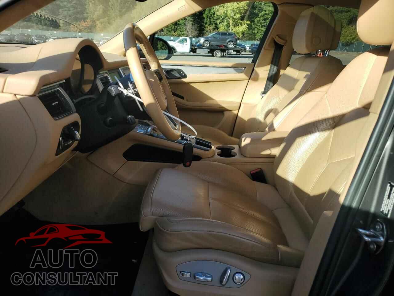 PORSCHE MACAN 2015 - WP1AB2A55FLB58148