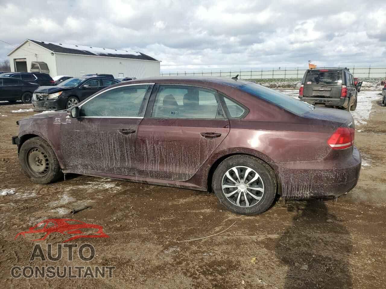 VOLKSWAGEN PASSAT 2013 - 1VWAP7A35DC100209