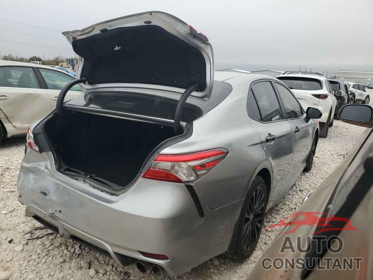 TOYOTA CAMRY 2019 - 4T1B11HK8KU252670
