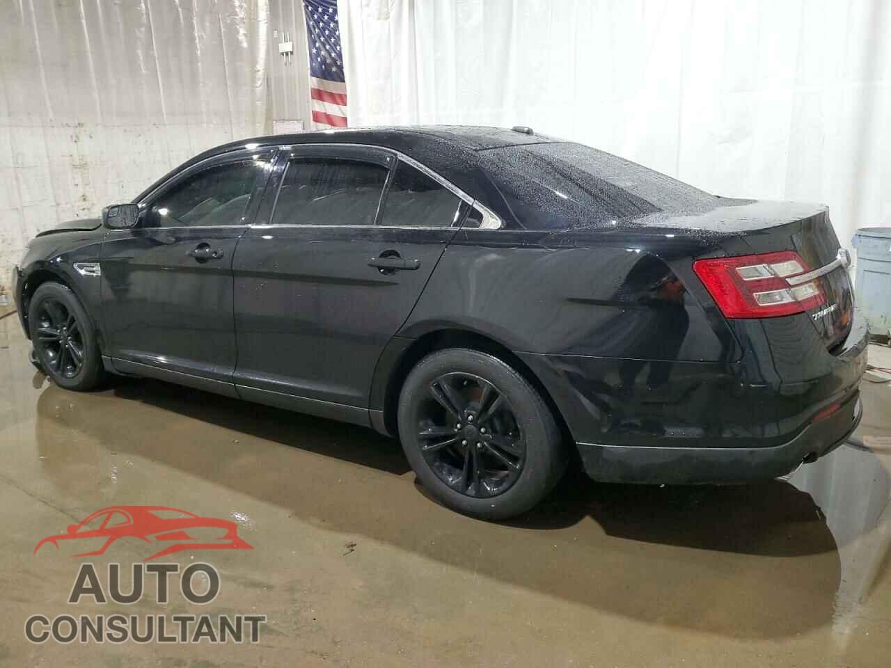FORD TAURUS 2017 - 1FAHP2E83HG128511