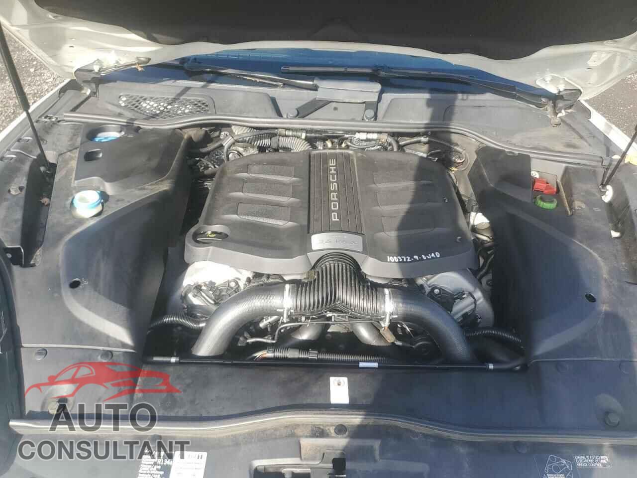 PORSCHE CAYENNE 2016 - WP1AB2A23GLA93744