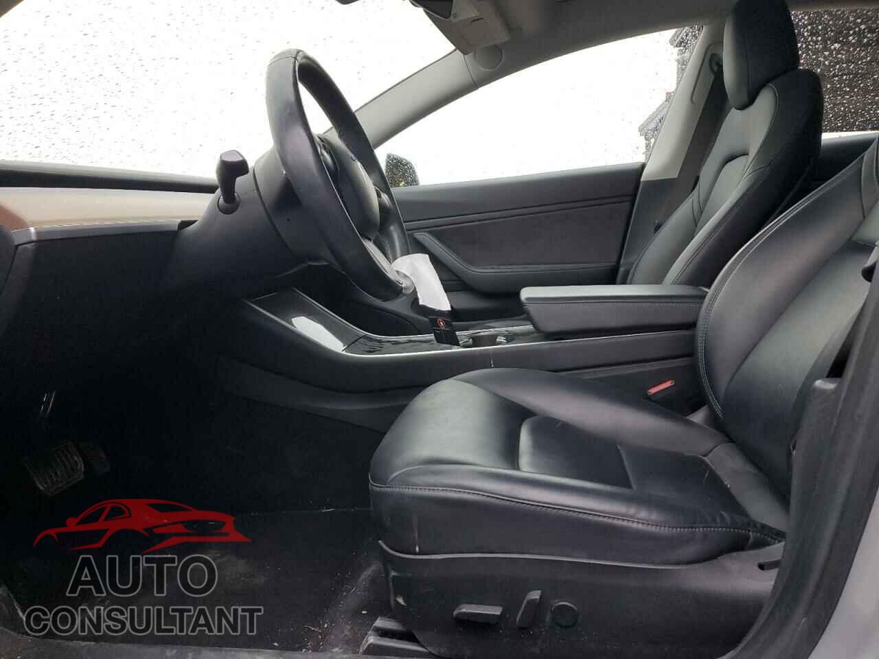 TESLA MODEL 3 2018 - 5YJ3E1EA6JF042083