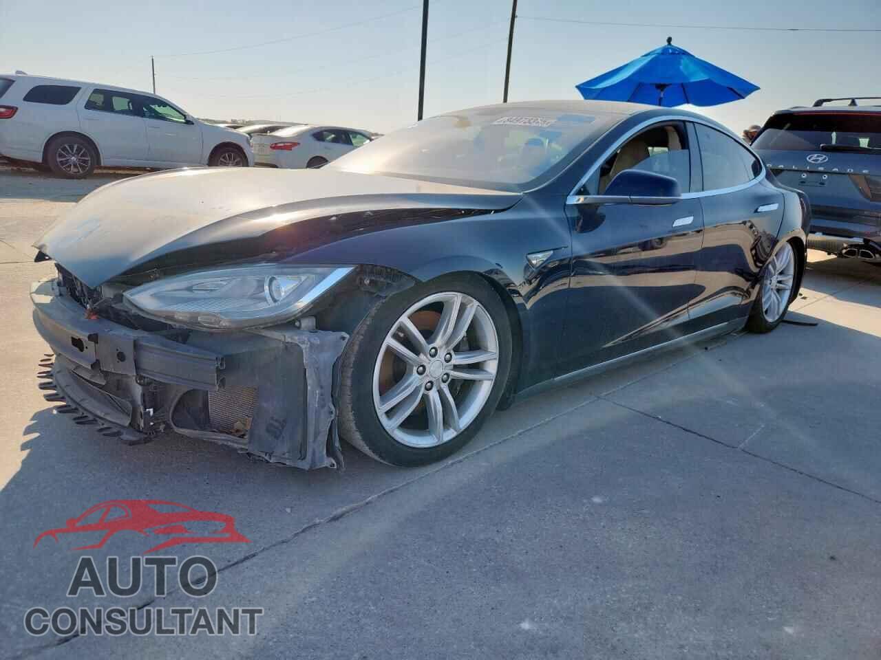 TESLA MODEL S 2013 - 5YJSA1CN4DFP13171