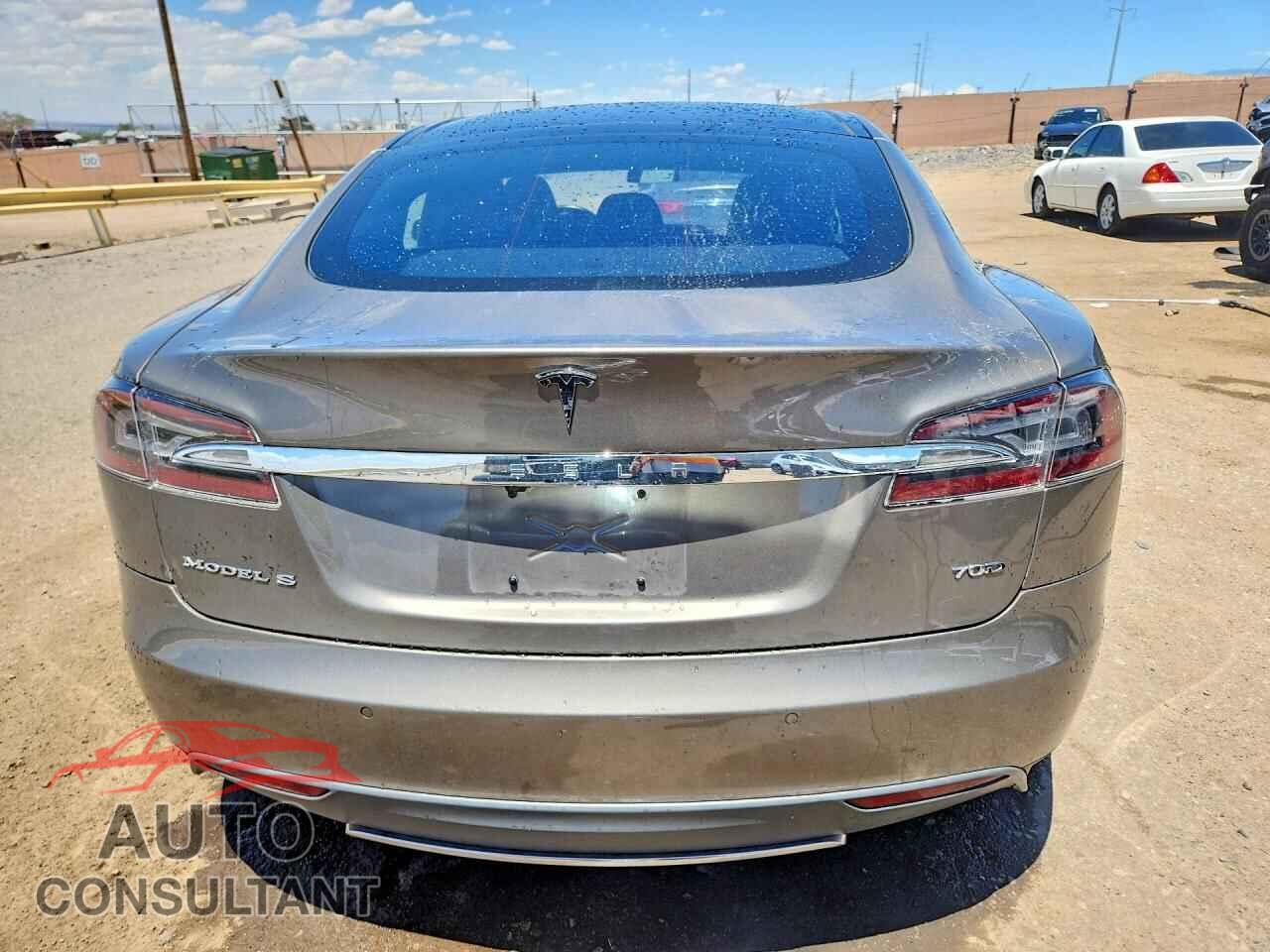 TESLA MODEL S 2015 - 5YJSA1S28FF091930