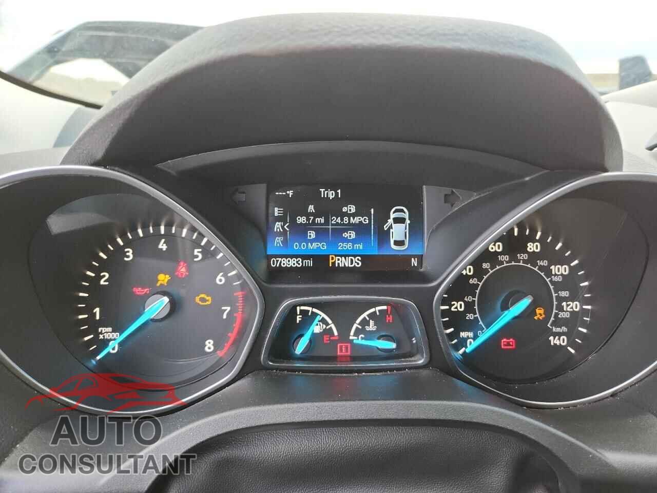 FORD ESCAPE 2017 - 1FMCU9JD4HUD11289