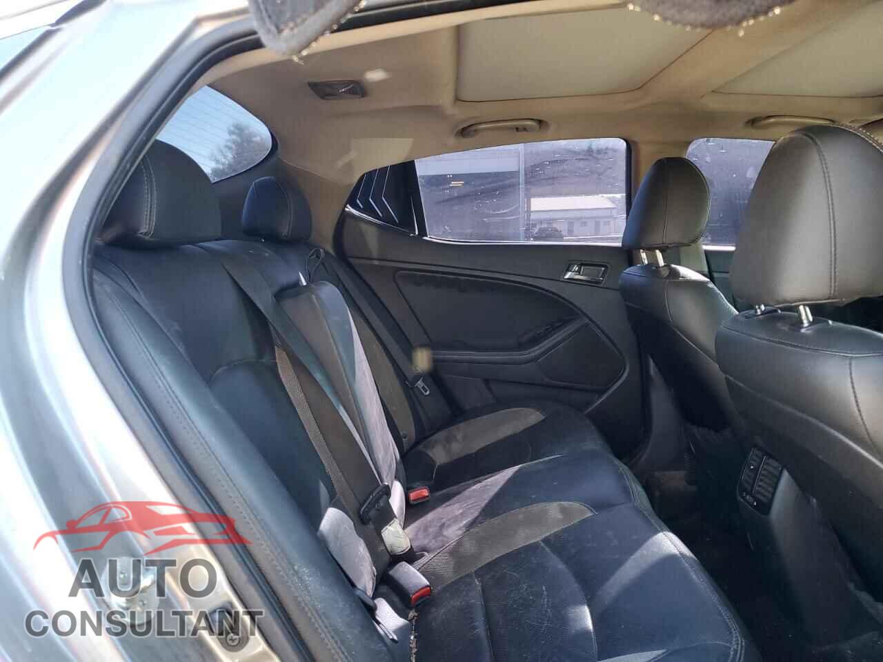 KIA OPTIMA 2012 - 5XXGR4A67CG075165