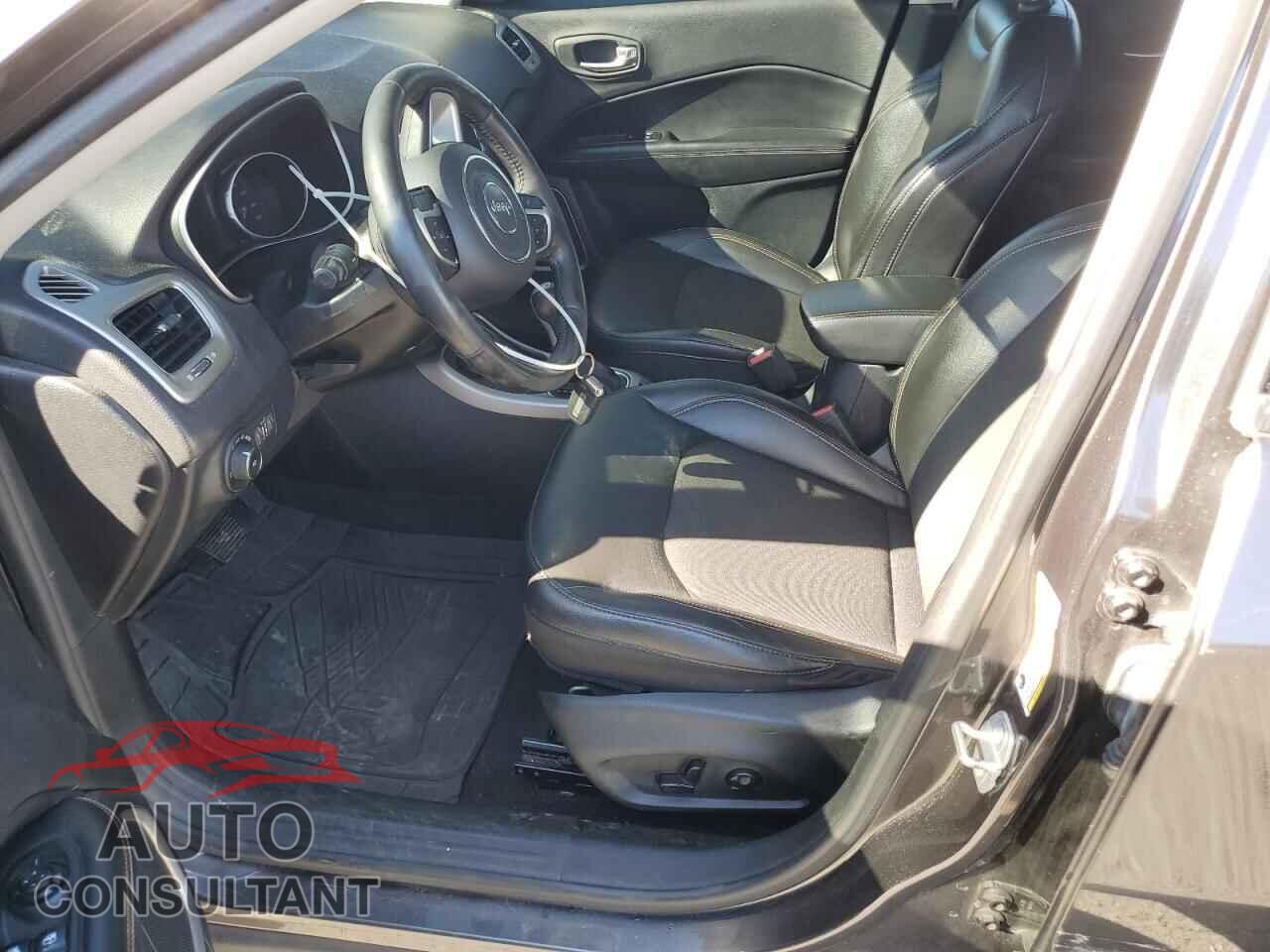 JEEP COMPASS 2018 - 3C4NJDBB1JT345227