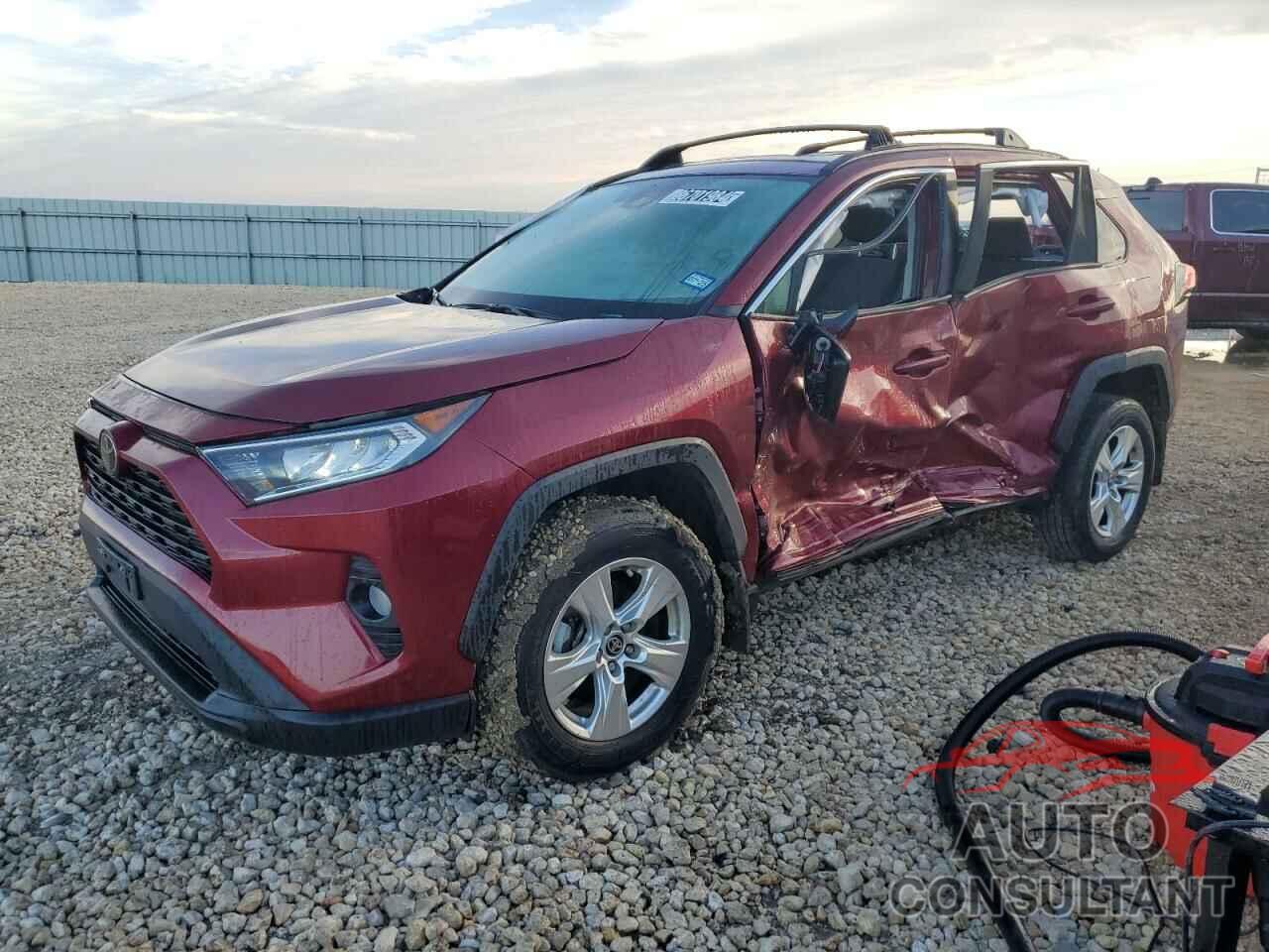 TOYOTA RAV4 2021 - 2T3W1RFVXMW165344