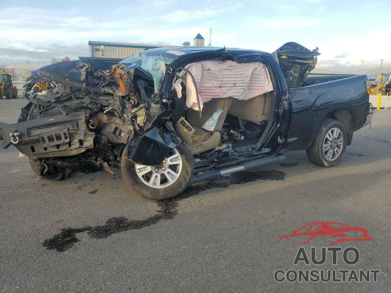 TOYOTA TUNDRA 2013 - 5TFRM5F18DX065037