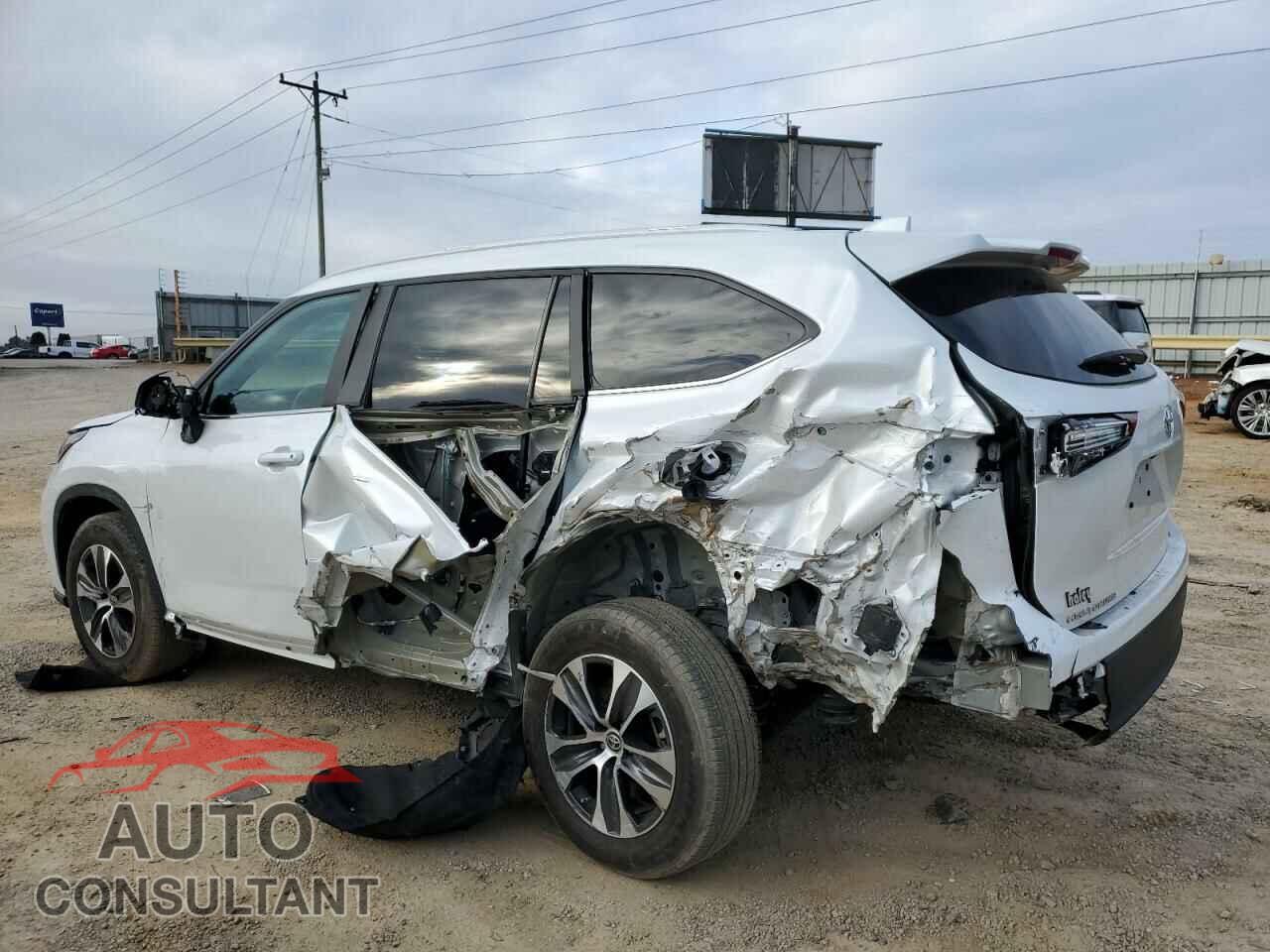 TOYOTA HIGHLANDER 2023 - 5TDKDRAH3PS521663