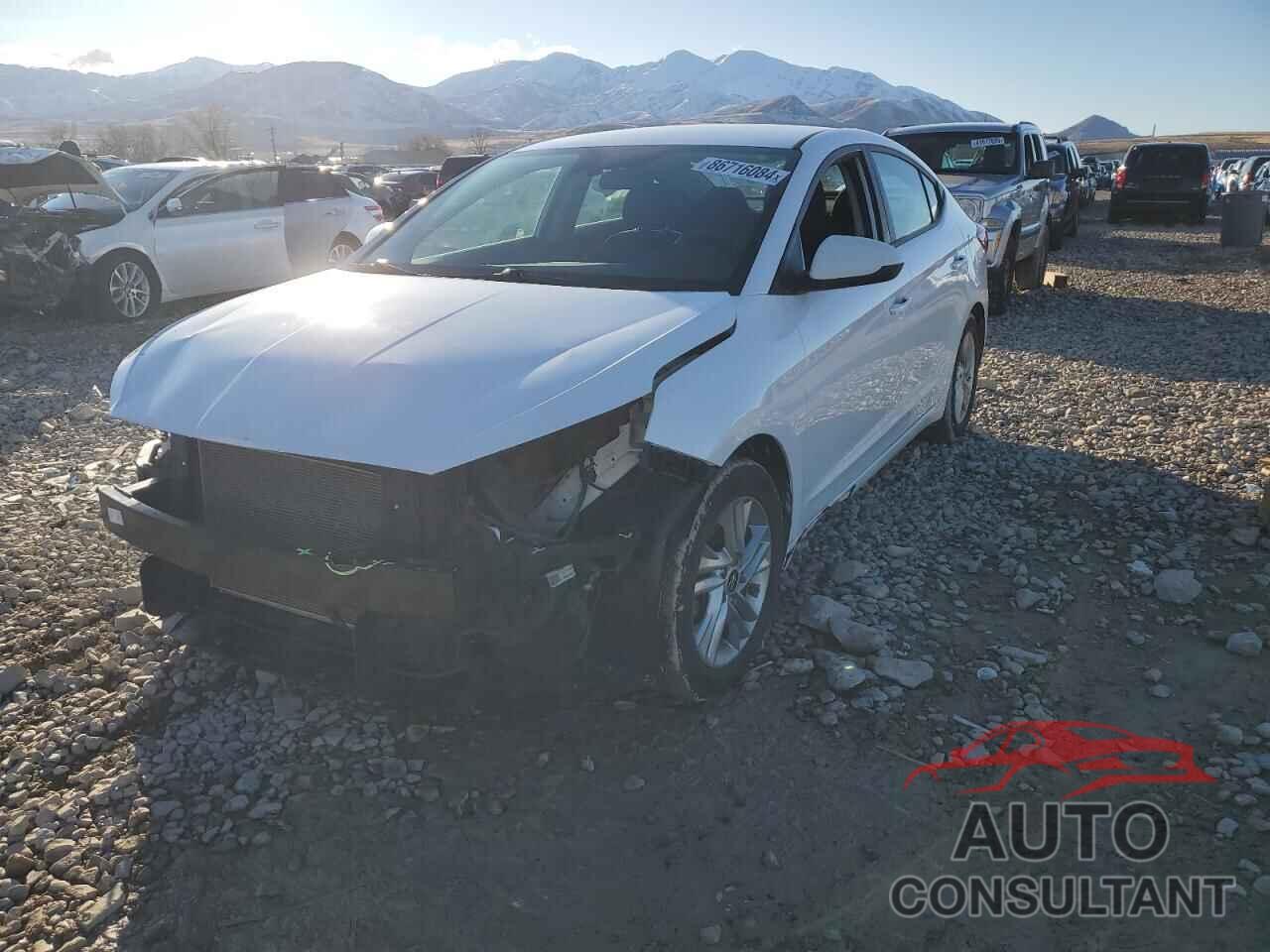 HYUNDAI ELANTRA 2020 - 5NPD84LF0LH568371