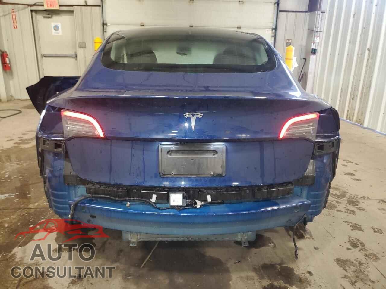 TESLA MODEL 3 2022 - 5YJ3E1EA8NF287862