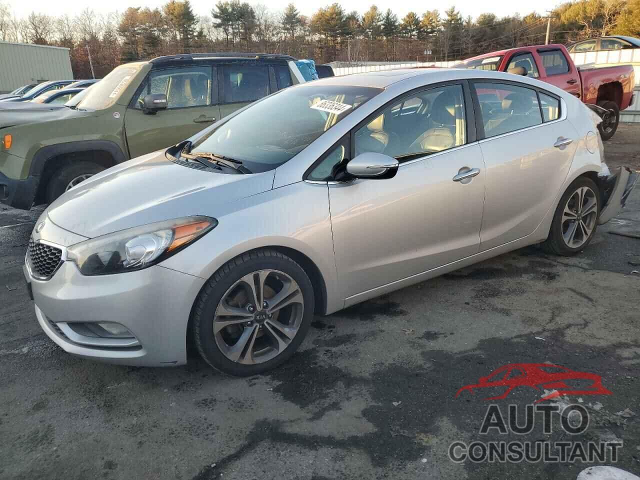 KIA FORTE 2015 - KNAFZ4A81F5365727