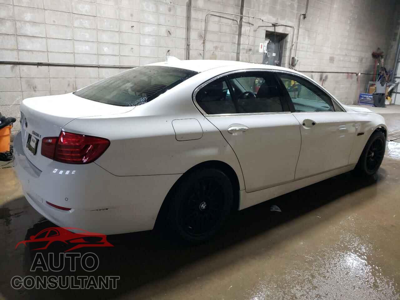 BMW 5 SERIES 2015 - WBA5A7C54FD623493