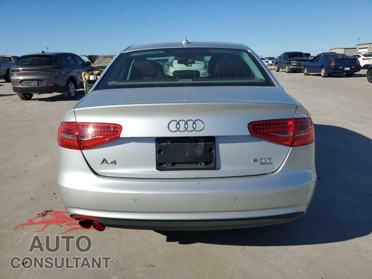 AUDI A4 2013 - WAUFFAFL8DN007770