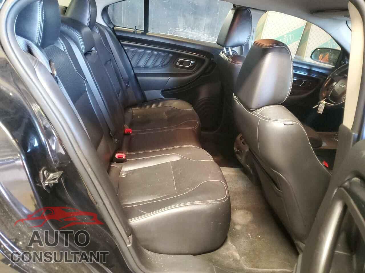 FORD TAURUS 2011 - 1FAHP2FW2BG175100
