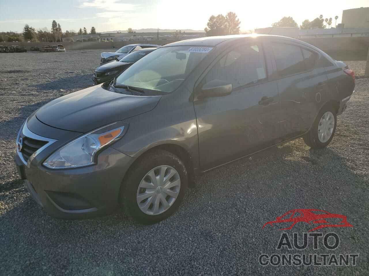 NISSAN VERSA 2017 - 3N1CN7AP8HL868798