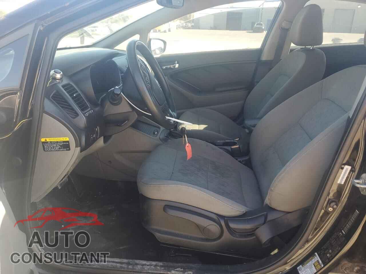 KIA FORTE 2015 - KNAFK4A65F5348917