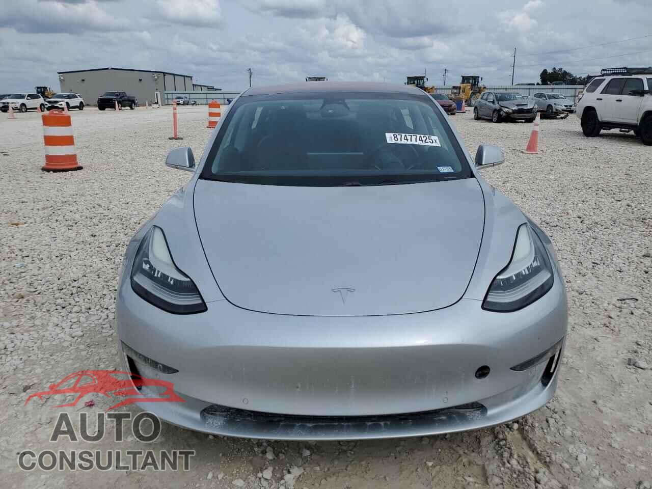 TESLA MODEL 3 2018 - 5YJ3E1EB8JF054423