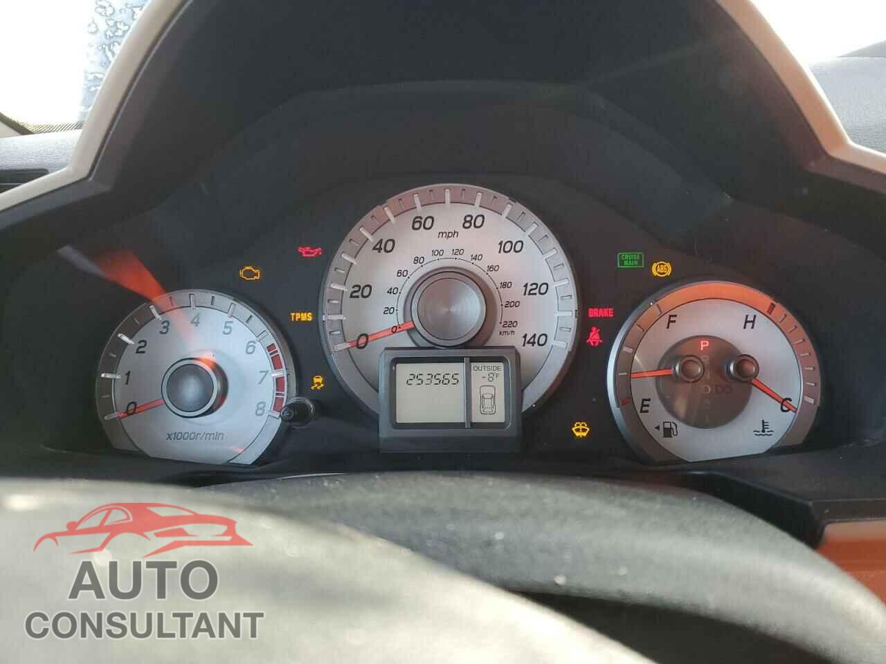 HONDA PILOT 2015 - 5FNYF4H61FB068156