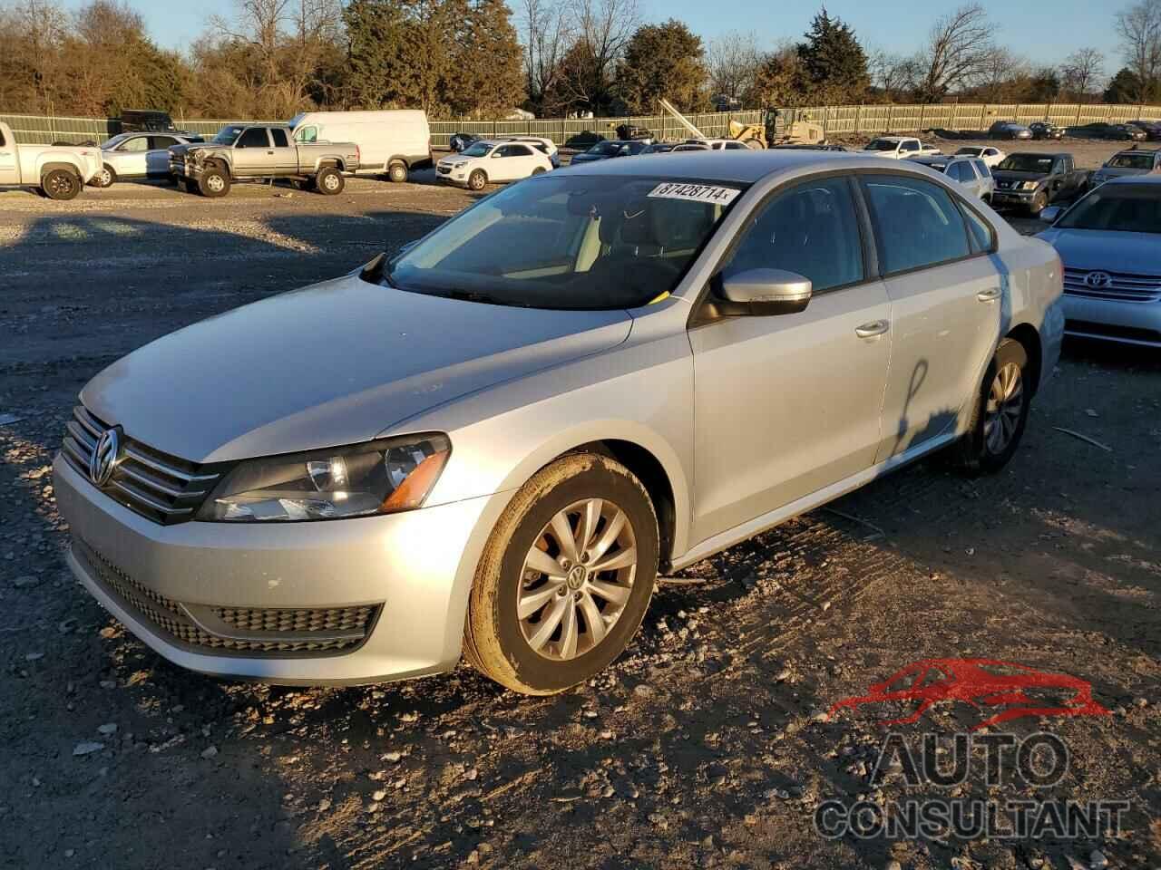 VOLKSWAGEN PASSAT 2013 - 1VWAH7A38DC019122