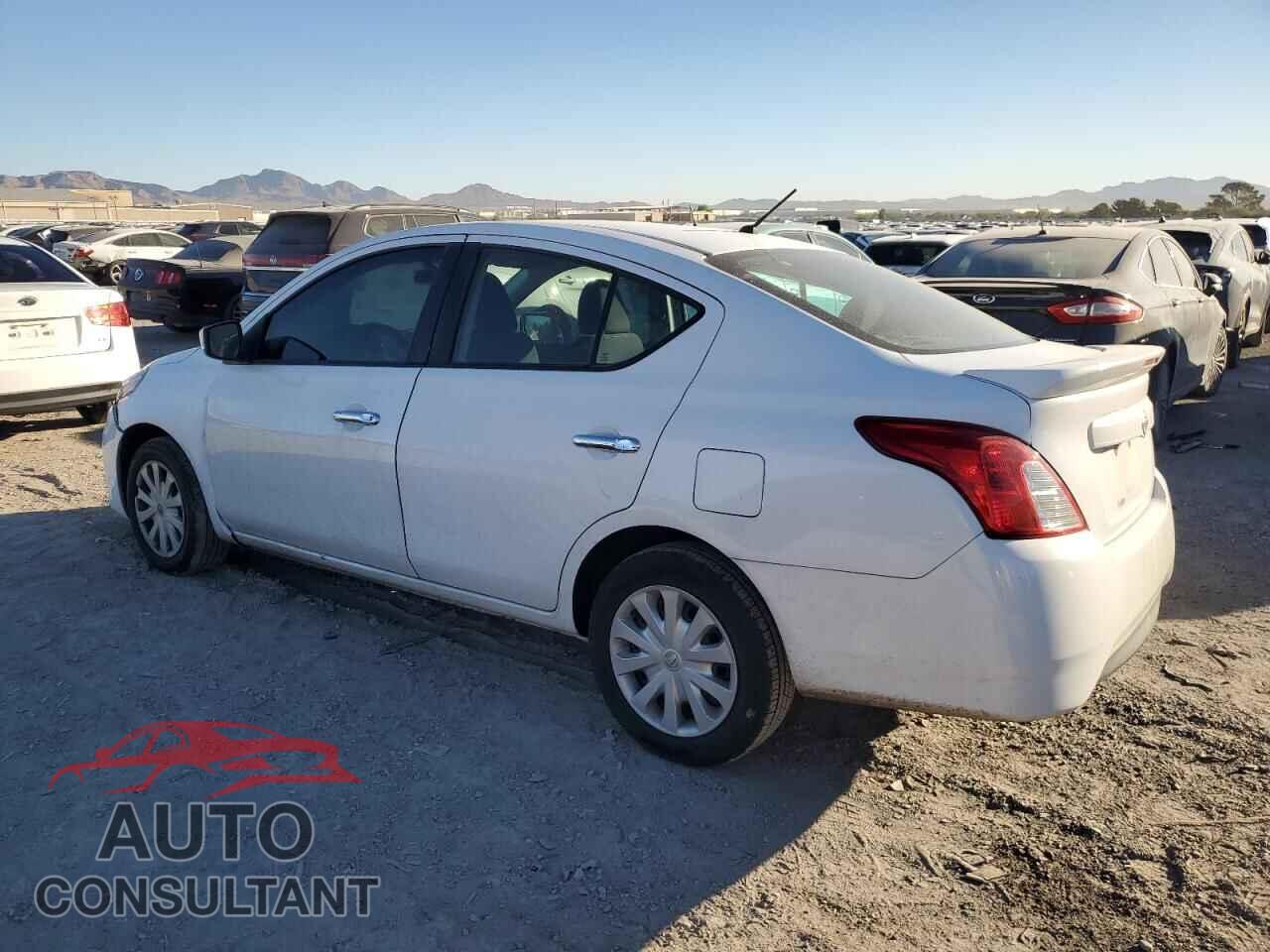 NISSAN VERSA 2019 - 3N1CN7AP3KL827714