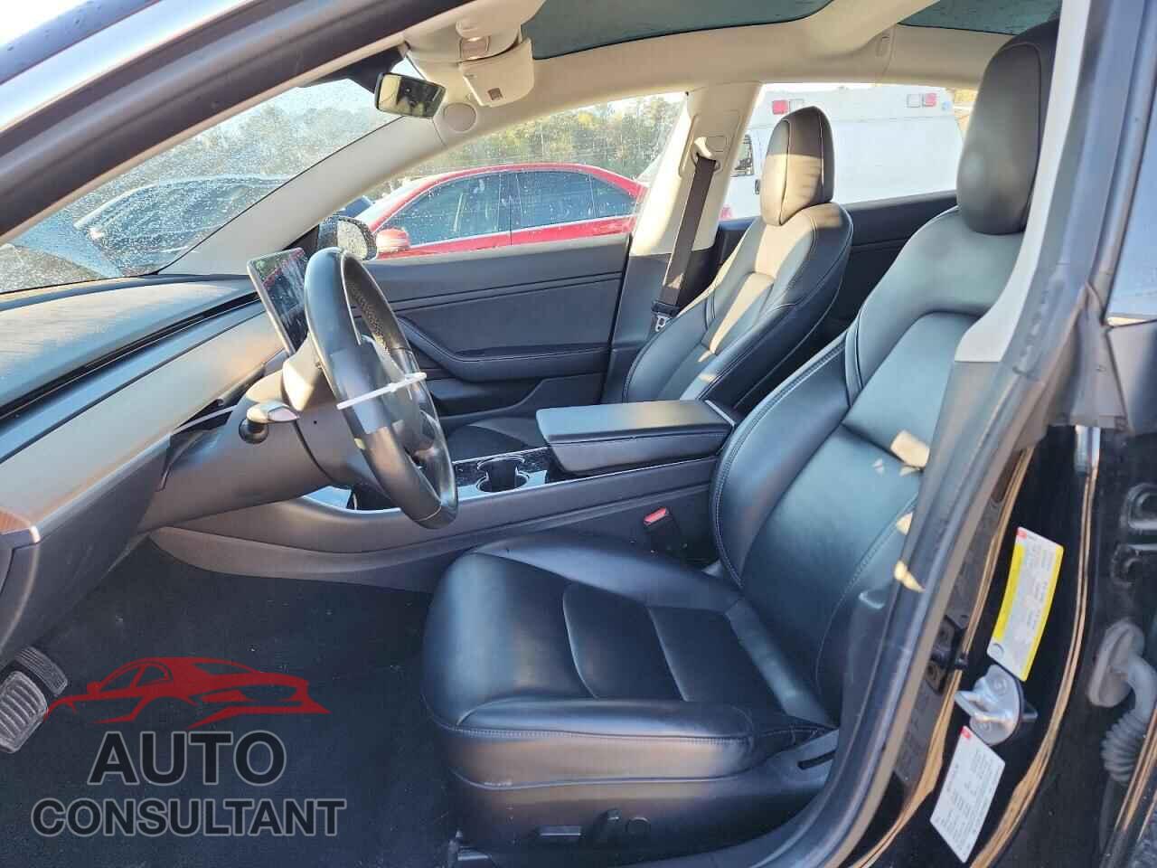 TESLA MODEL 3 2018 - 5YJ3E1EA0JF046615