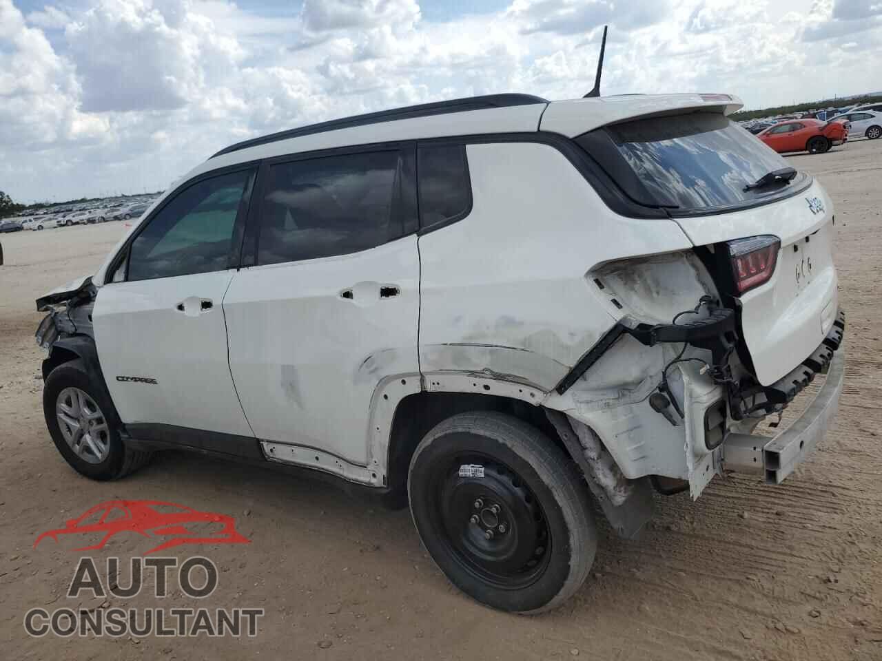 JEEP COMPASS 2018 - 3C4NJCAB3JT438889
