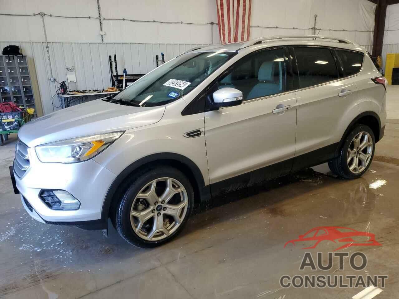 FORD ESCAPE 2017 - 1FMCU0J97HUE94047