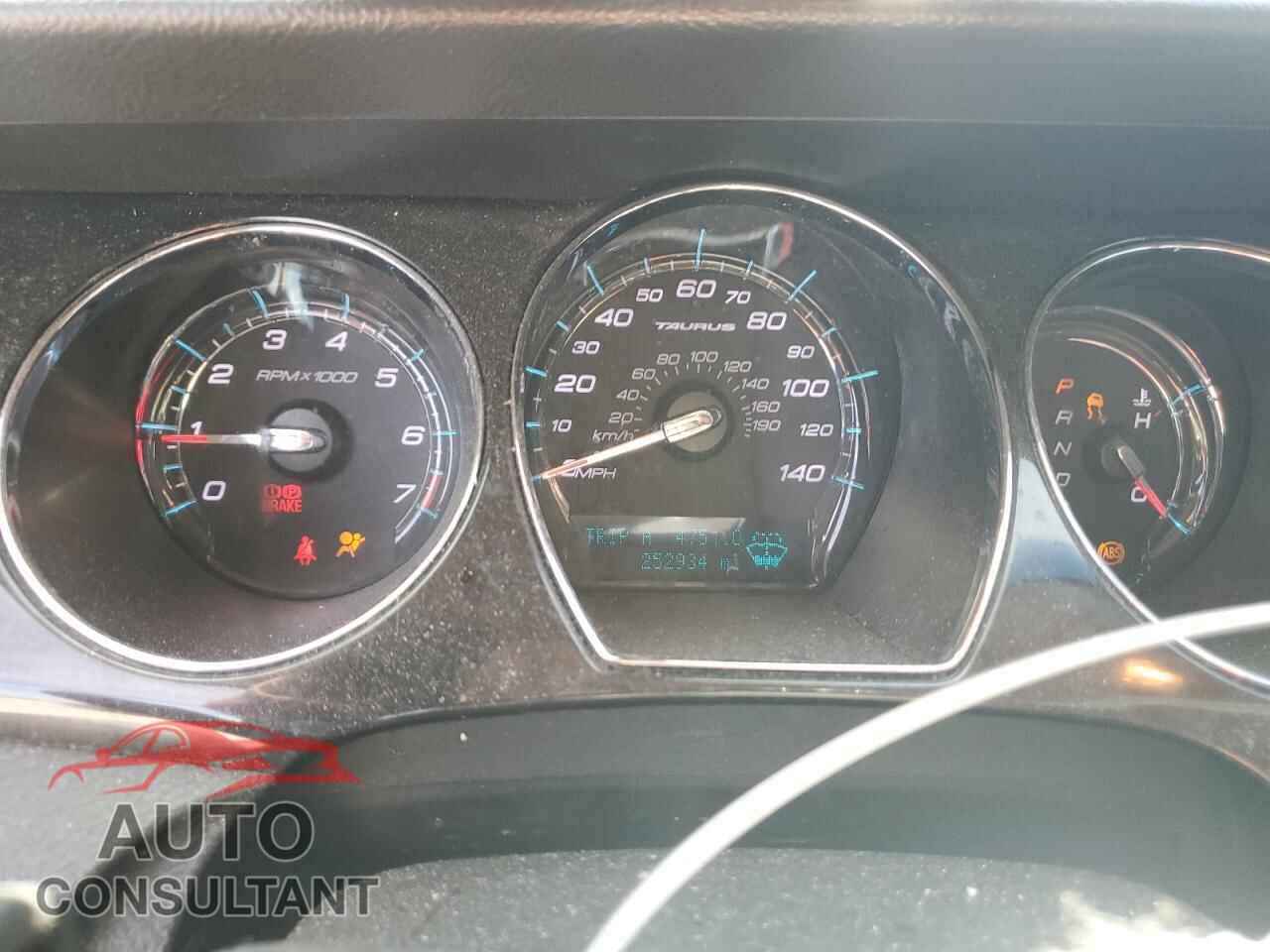 FORD TAURUS 2011 - 1FAHP2FW5BG141085