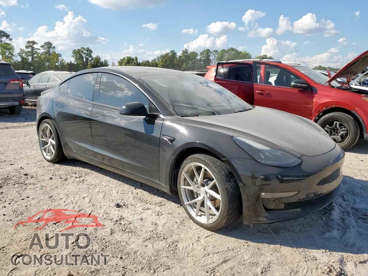 TESLA MODEL 3 2021 - 5YJ3E1EB2MF903403