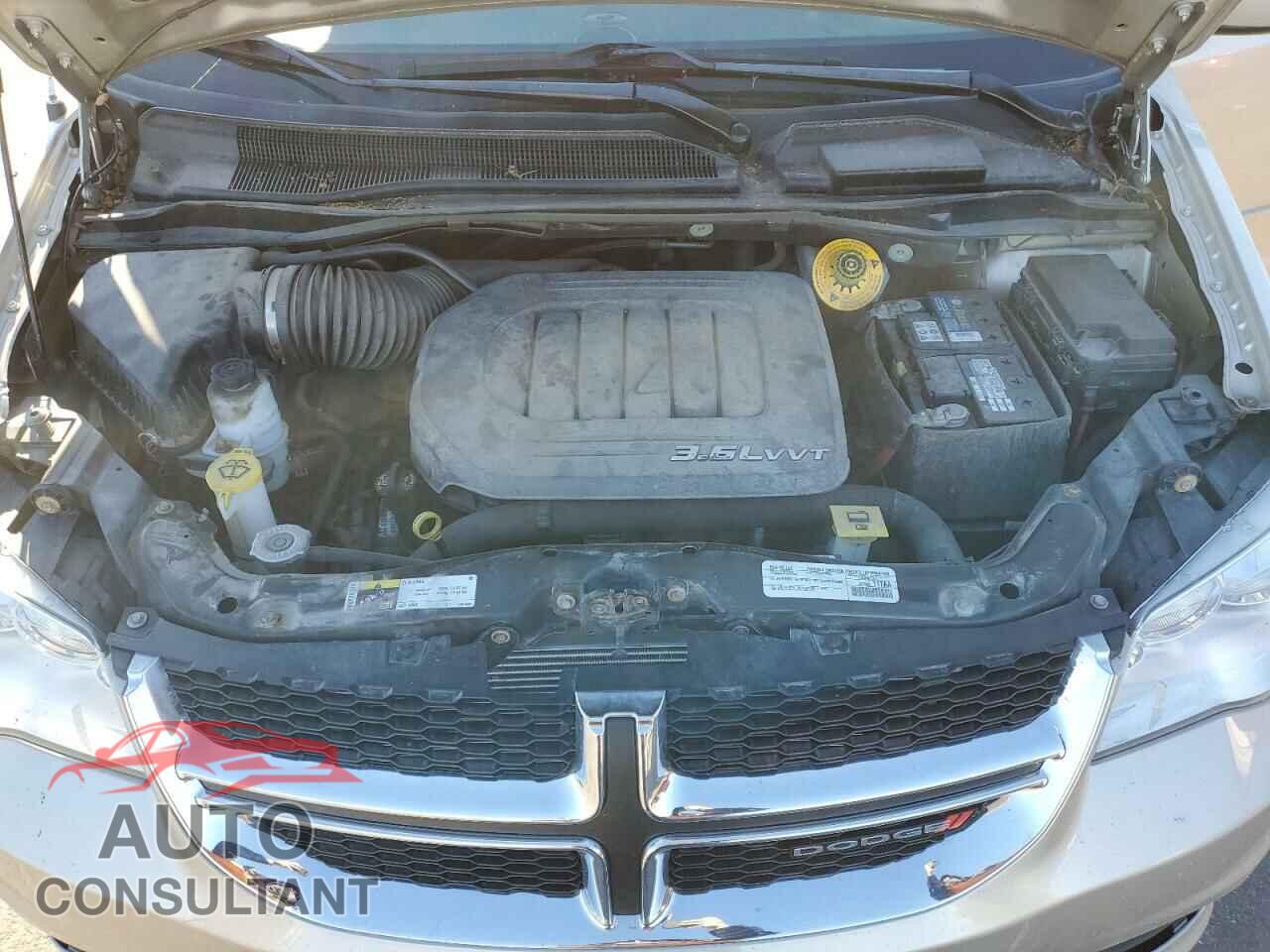 DODGE CARAVAN 2015 - 2C4RDGCGXFR688357