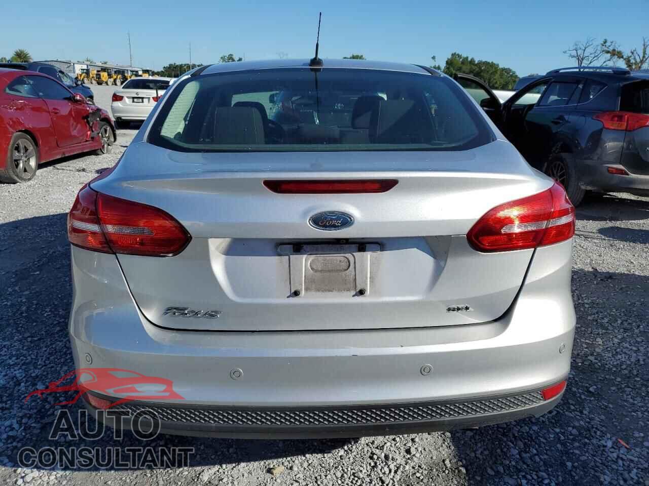 FORD FOCUS 2017 - 1FADP3H29HL322821