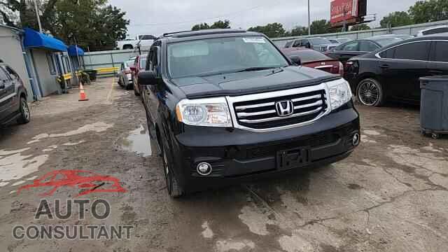 HONDA PILOT 2015 - 5FNYF4H99FB064348