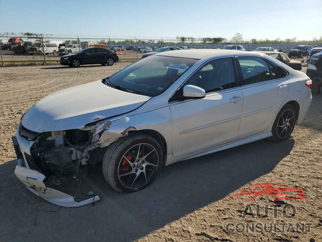 TOYOTA CAMRY 2016 - 4T1BF1FK4GU164288