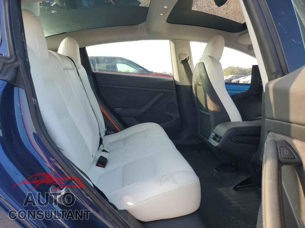 TESLA MODEL 3 2021 - 5YJ3E1EB4MF053483