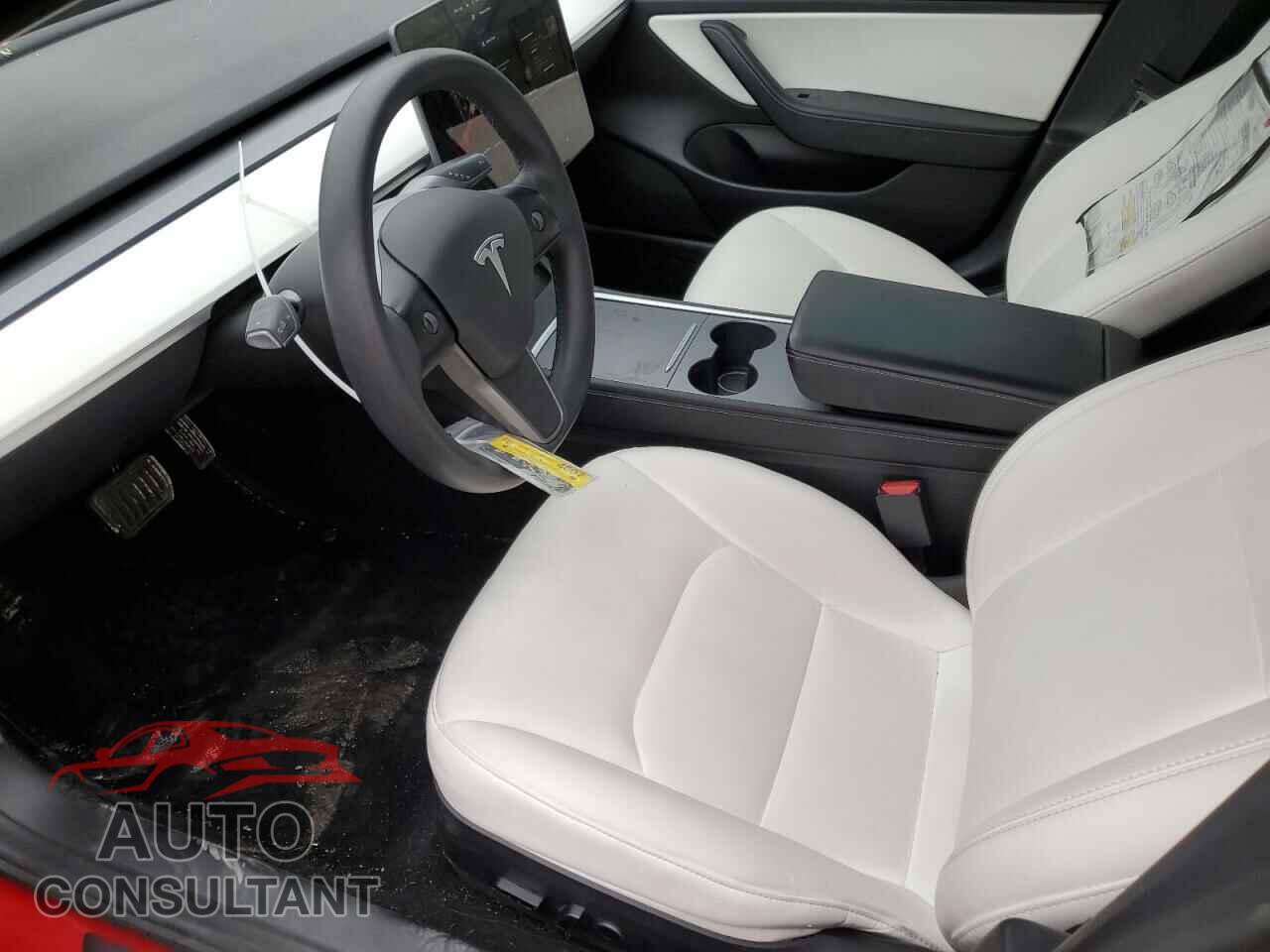 TESLA MODEL 3 2021 - 5YJ3E1EBXMF868545