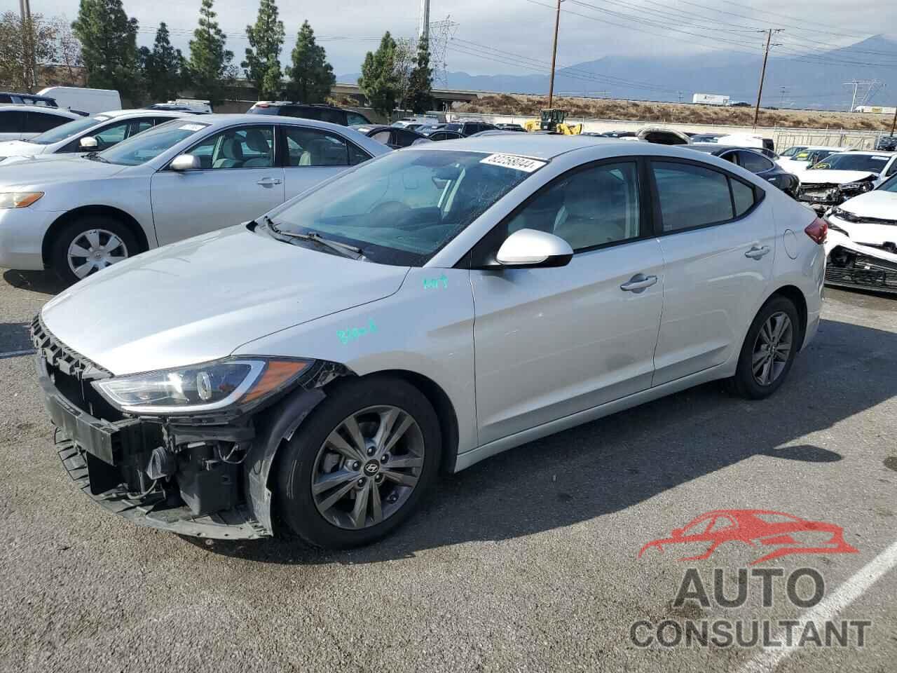 HYUNDAI ELANTRA 2018 - 5NPD84LF3JH365794