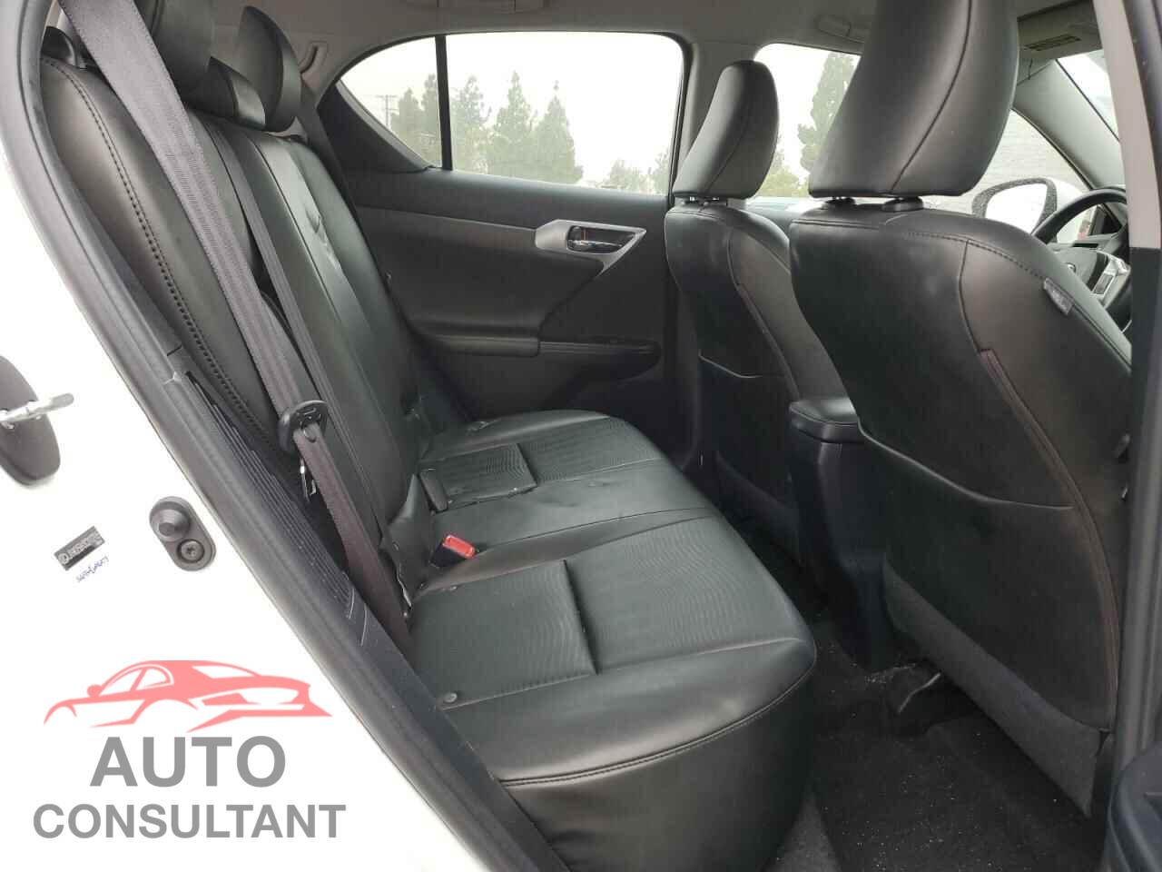 LEXUS CT 200 2012 - JTHKD5BH3C2112165