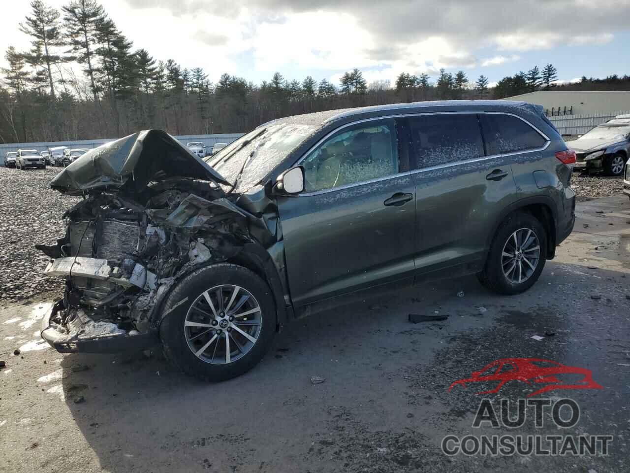 TOYOTA HIGHLANDER 2019 - 5TDJZRFH8KS729133
