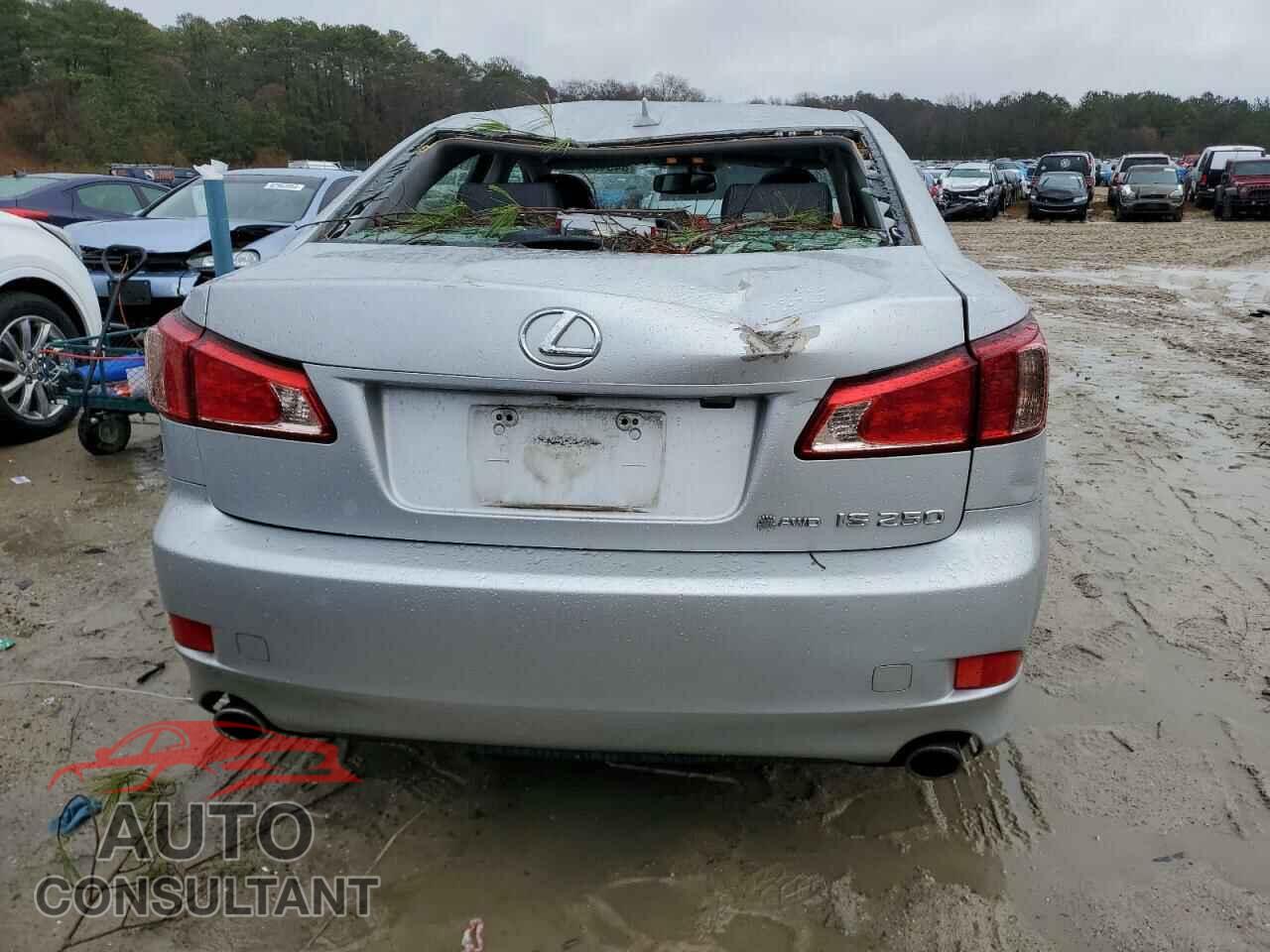 LEXUS IS 2012 - JTHCF5C24C5055899
