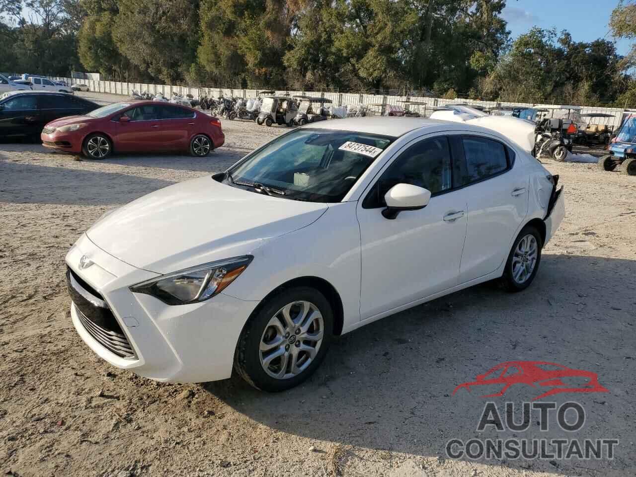 TOYOTA YARIS 2018 - 3MYDLBYV4JY322962
