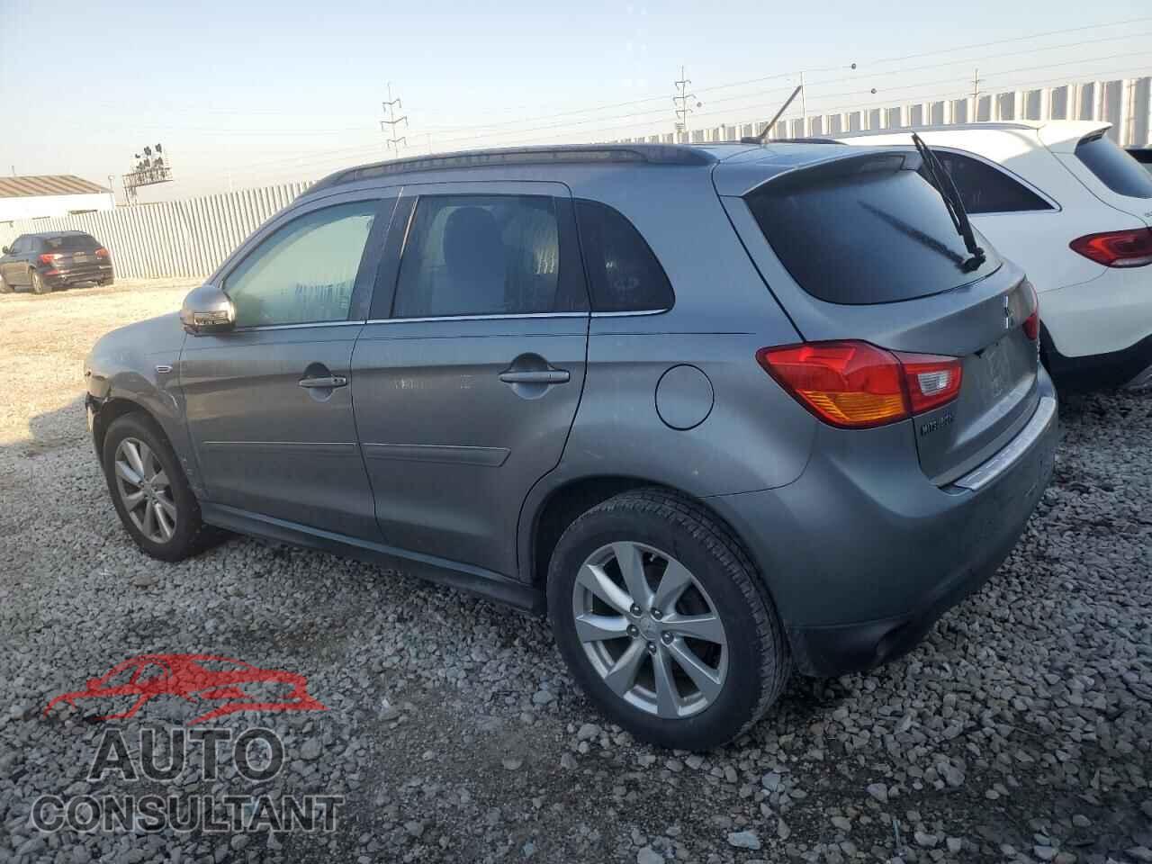 MITSUBISHI OUTLANDER 2015 - 4A4AP4AW2FE040255