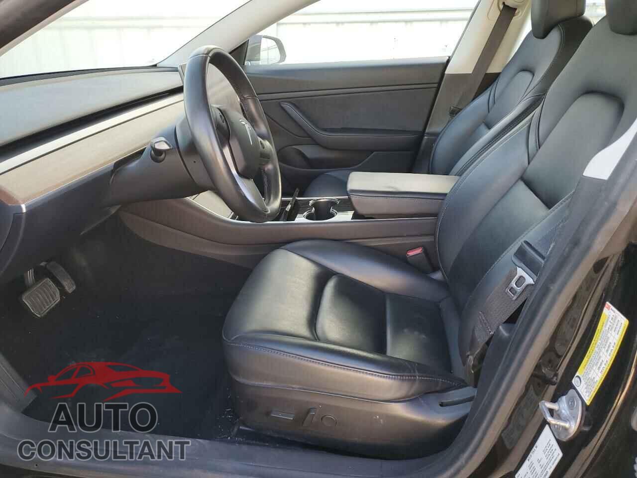 TESLA MODEL 3 2019 - 5YJ3E1EAXKF304639