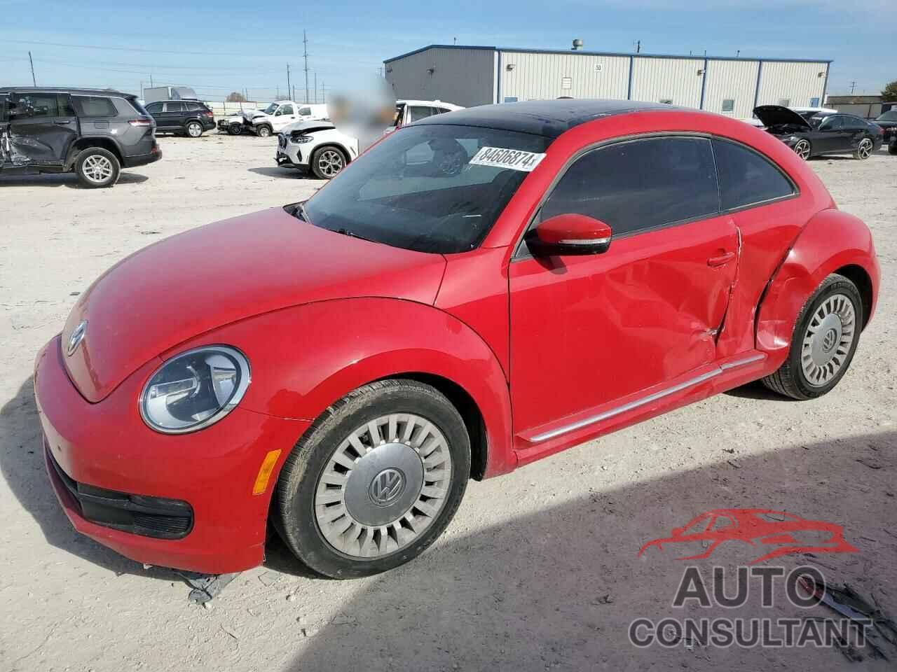 VOLKSWAGEN BEETLE 2013 - 3VWJX7AT9DM688548