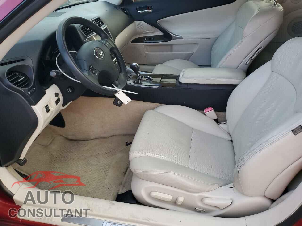 LEXUS IS 2010 - JTHFF2C27A2512196