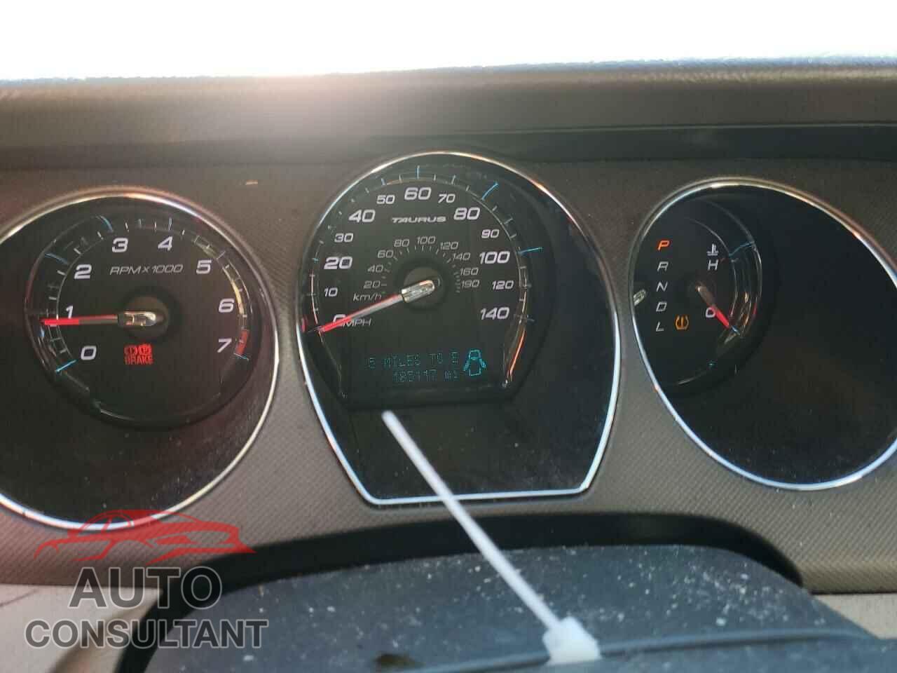FORD TAURUS 2011 - 1FAHP2DW7BG132939