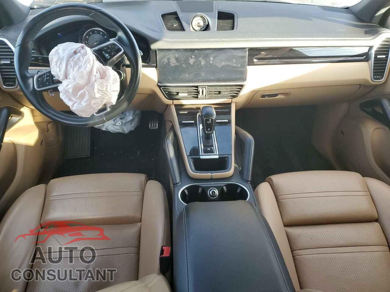 PORSCHE CAYENNE 2019 - WP1AB2AY3KDA62386