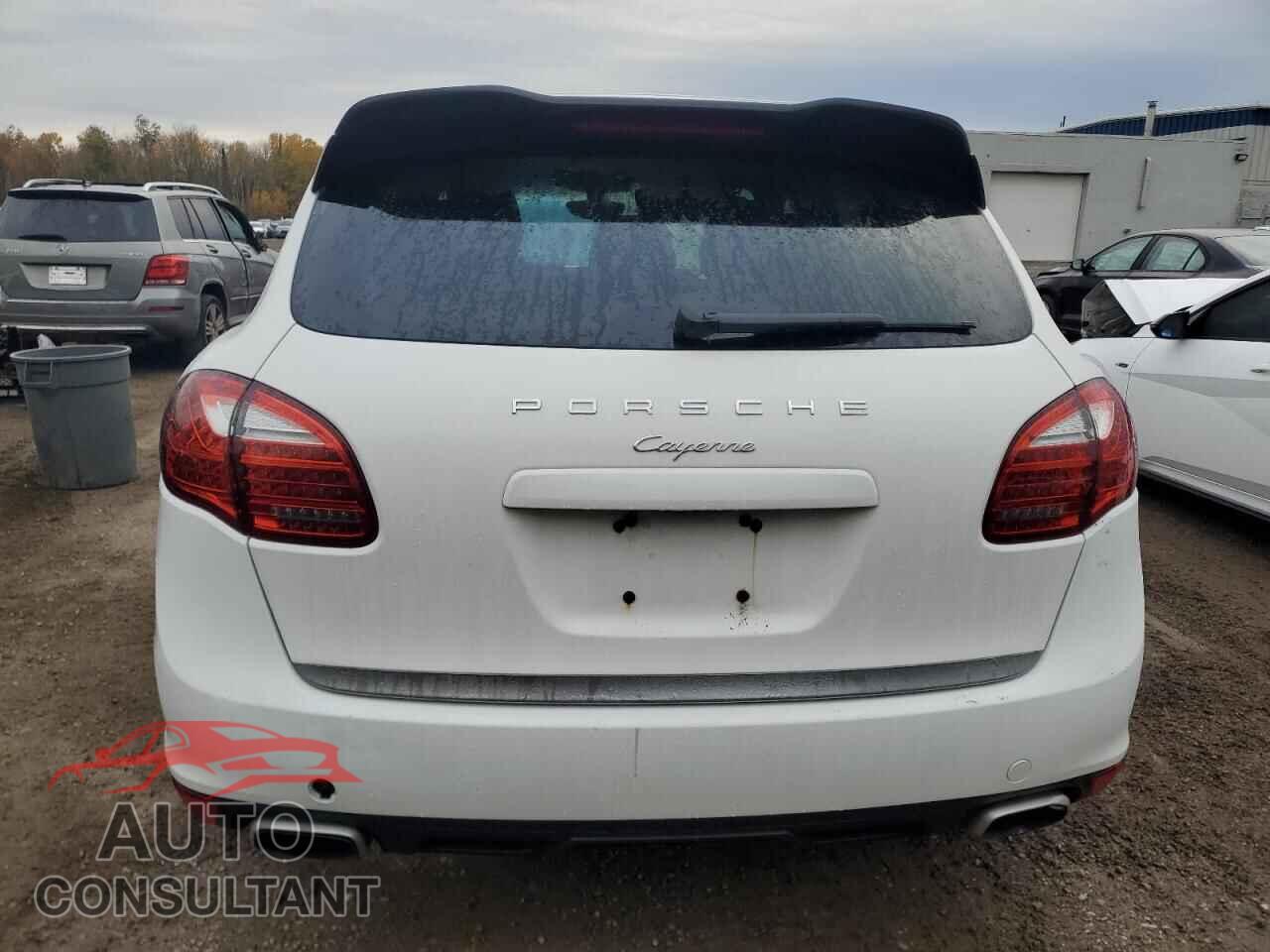 PORSCHE CAYENNE 2012 - WP1AA2A24CLA06155