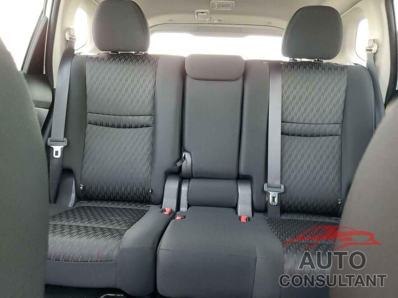 NISSAN ROGUE 2019 - KNMAT2MT6KP526204